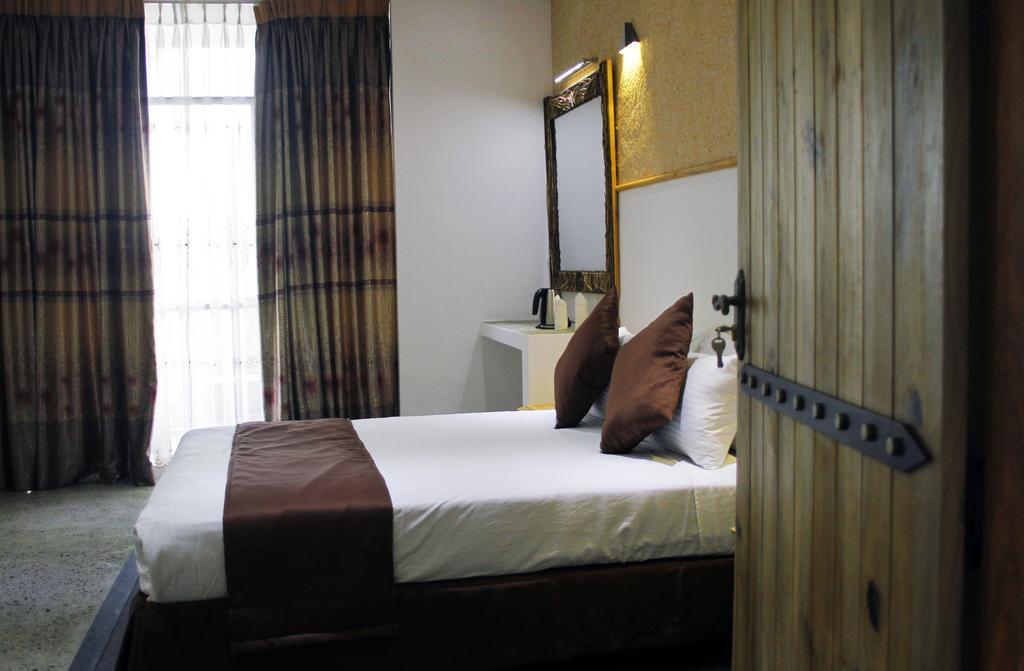 The Tenth Hotel Ella Habitación foto